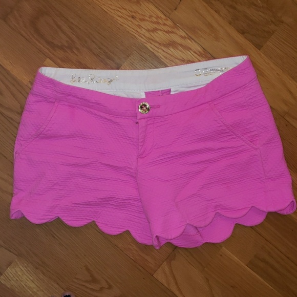 Lilly Pulitzer Scalloped Shorts